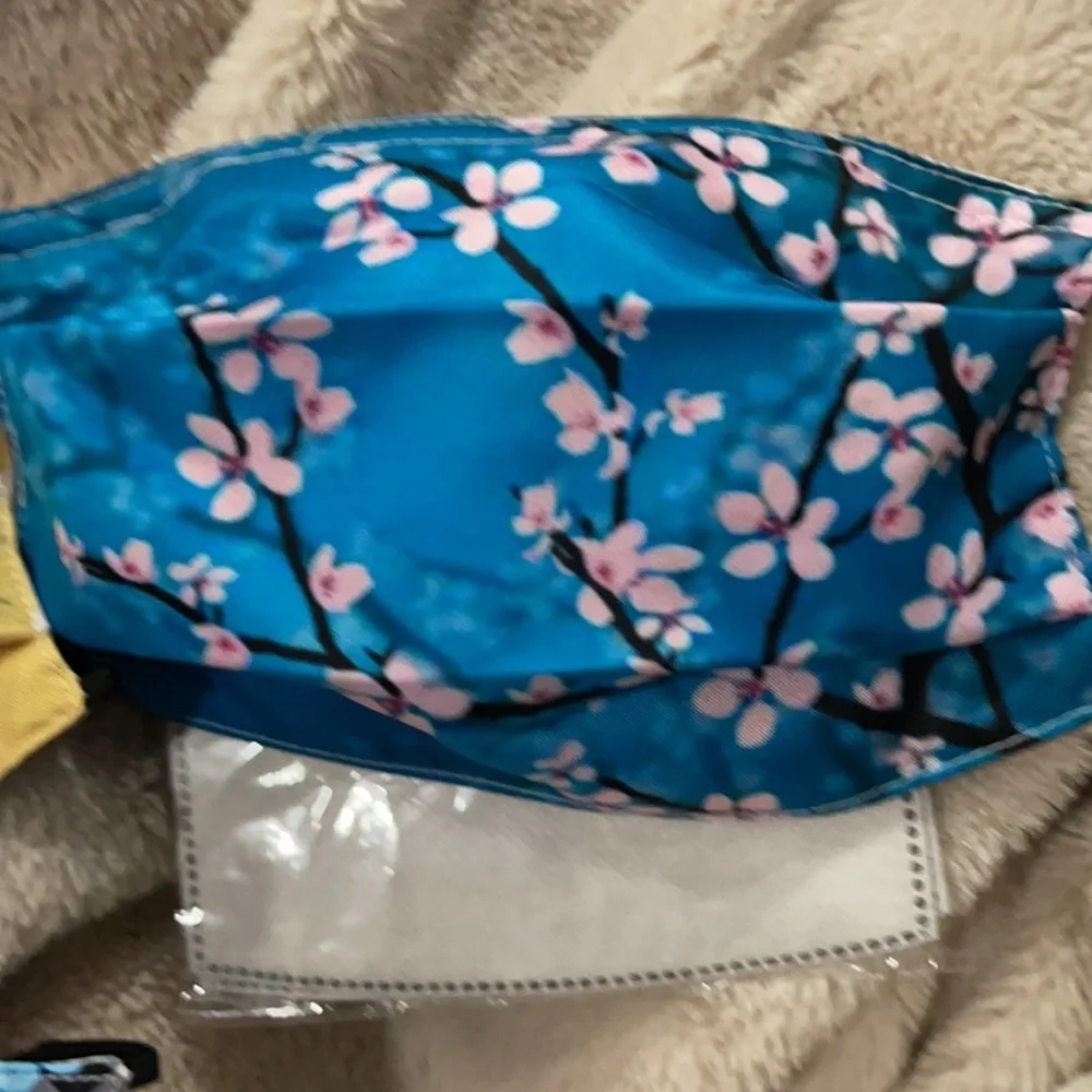 New set/3 floral face masks
